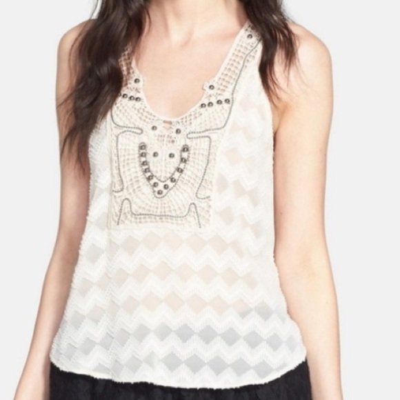 ASTR Chevron Bronze Studded Embellished Flowy High Low Tank Medium Cream - Picture 1 of 11